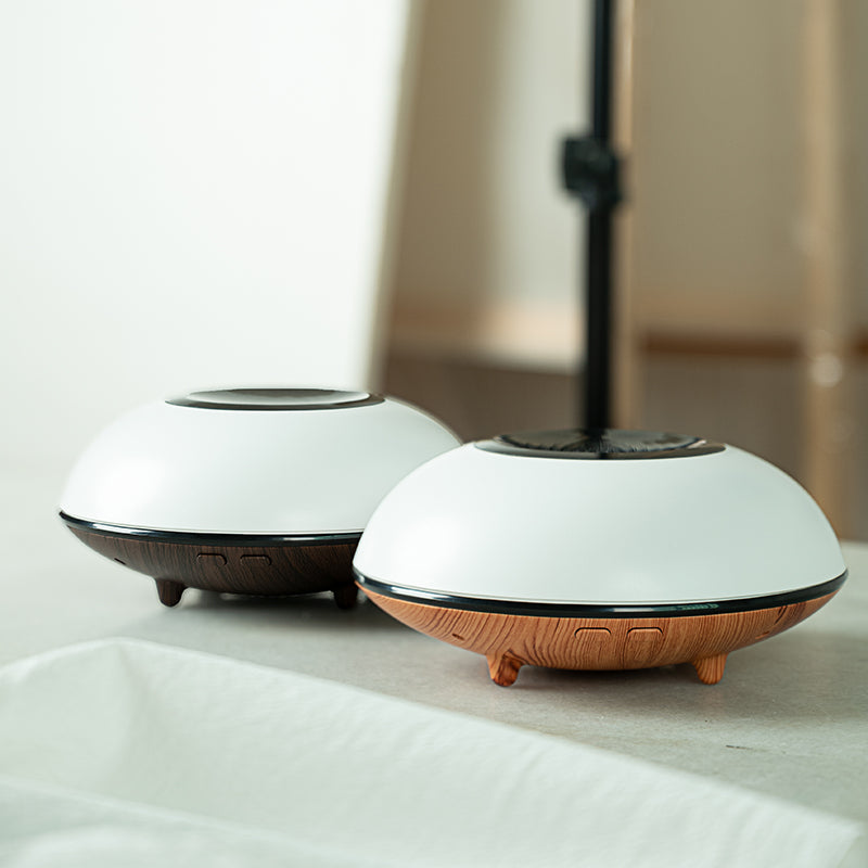 Creative UFO Humidifier Large-Capacity Colorful Aromatherapy Machine Air Purification Home Desktop Aroma Diffuser Mute